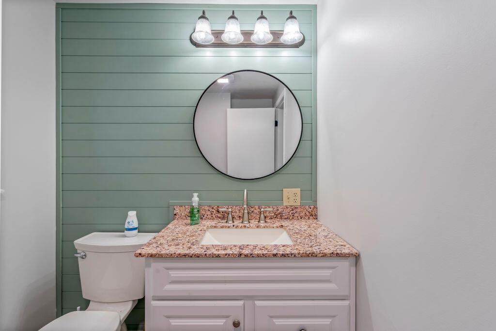 2 Oakledge Hills Road Raymond, ME 04071 - Photo 24 of 62 22_DSC09917