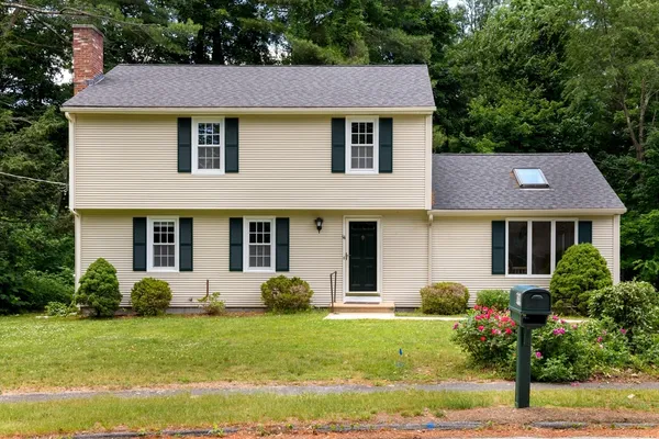 $579,900 | 14 Wilde Willow Drive, Holden, MA 01520