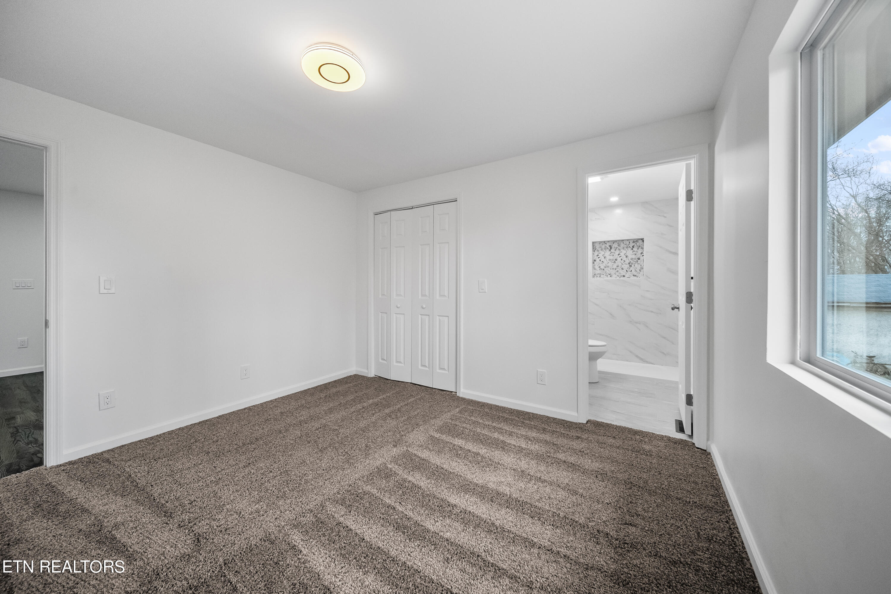108 Warrior Lane Oak Ridge, TN 37830 - Photo 8 of 25 Primary bedroom