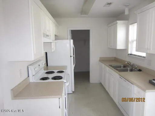 $1,995 | 720 Tabor Lane, Wilmington, NC 28405