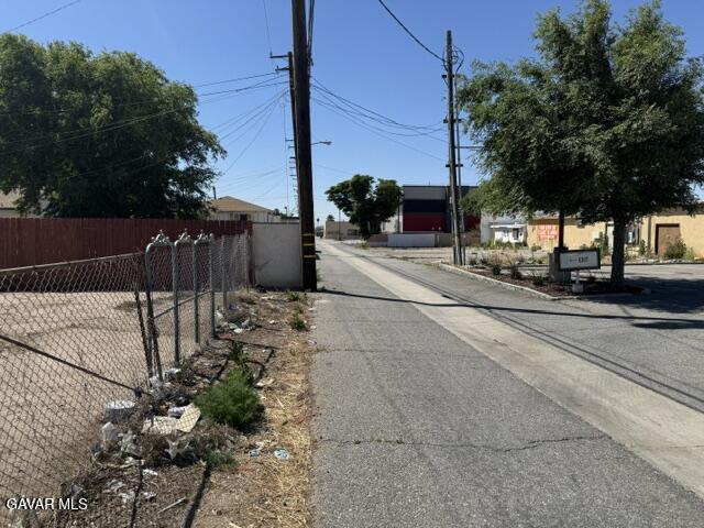 15957 K Street Mojave, CA 93501 - Photo 17 of 18 IMG_1575