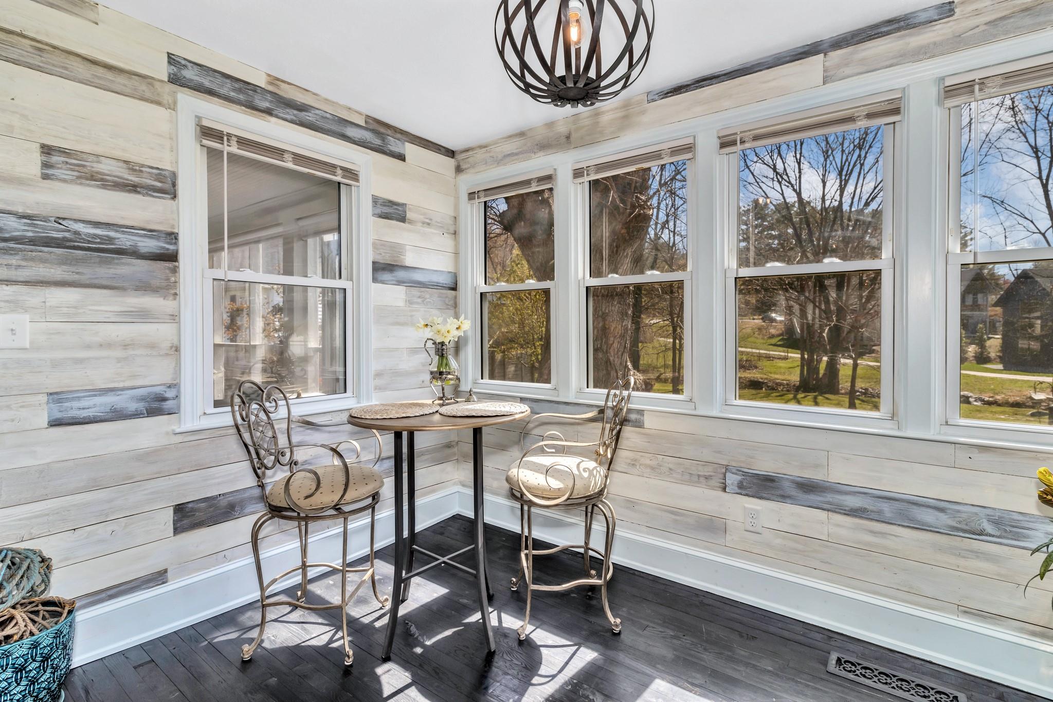 994 Riceville Road Asheville, NC 28805 - Photo 41 of 45 a dining room with furniture and window