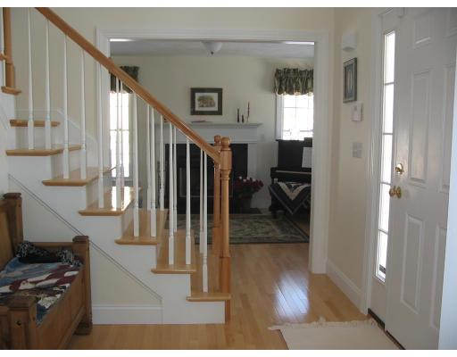 27 Tannery Road Sturbridge, MA 01518 - Photo 3 of 21