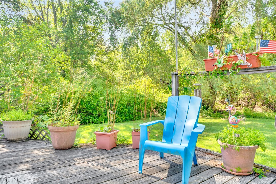 24 Schoolhouse Road Warren, RI 02885 - Photo 16 of 19 Gallery Image 16