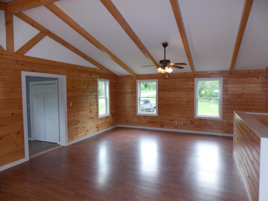 1724 South Albany Road Albany, VT 05827 - Photo 3 of 23