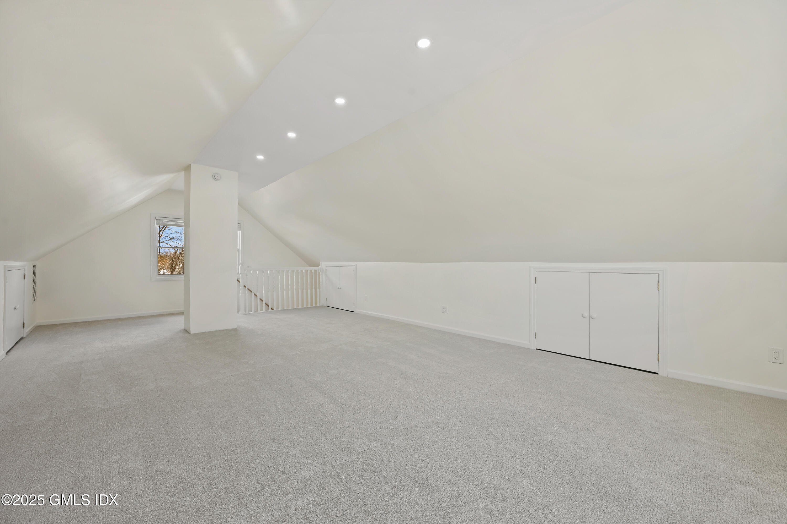 158 Henry Street, Unit 2 Greenwich, CT 06830 - Photo 15 of 21 41-print-158-henry-st