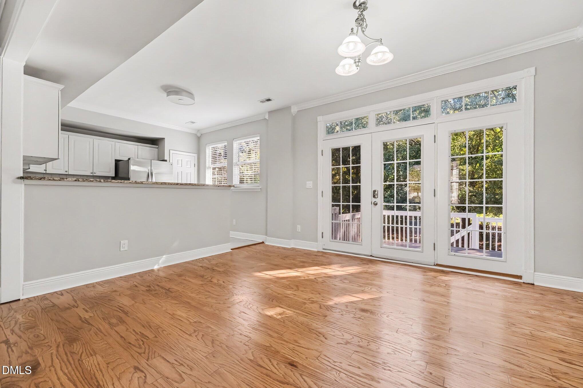 2128 Bellaire Avenue Raleigh, NC 27608 - Photo 10 of 30 010_file_5459
