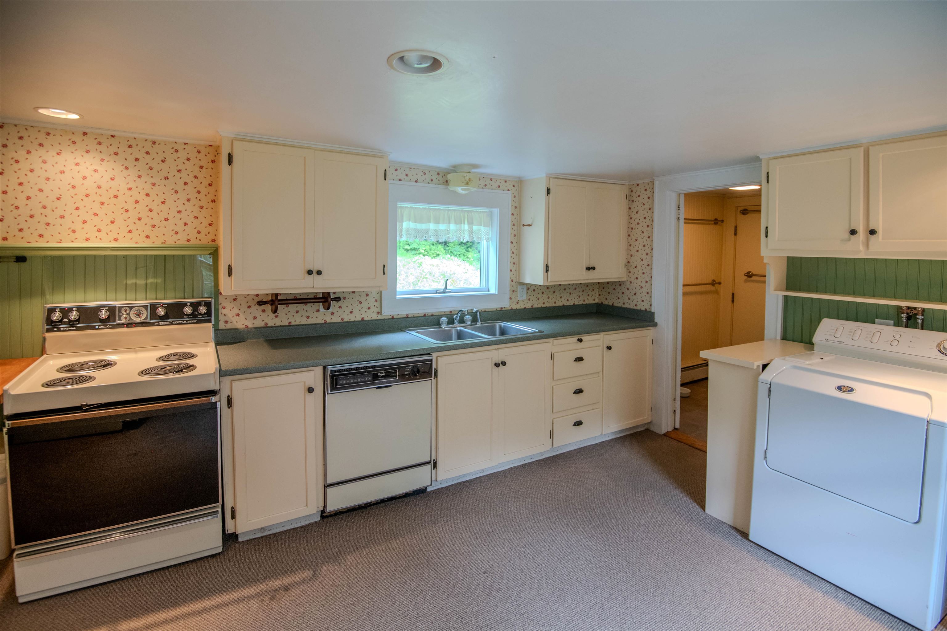 488 Andover Road Ludlow, VT 05149 - Photo 20 of 37