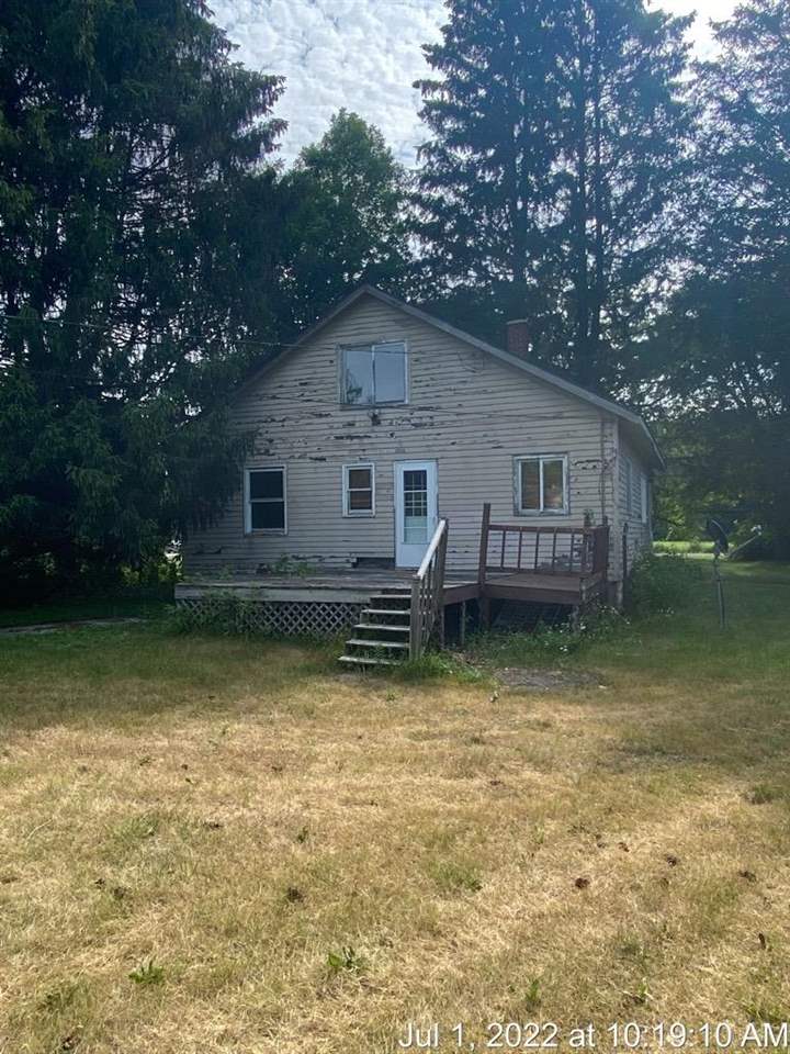 469 5 Mile Road Midland, MI 48640 - Photo 2 of 28