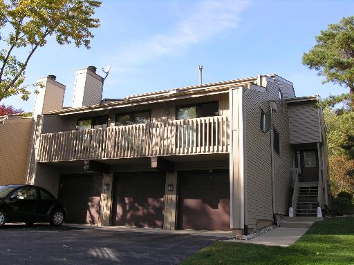 24 Mineola Road, Unit 24 Fox Lake, IL 60020 - Photo 1 of 14