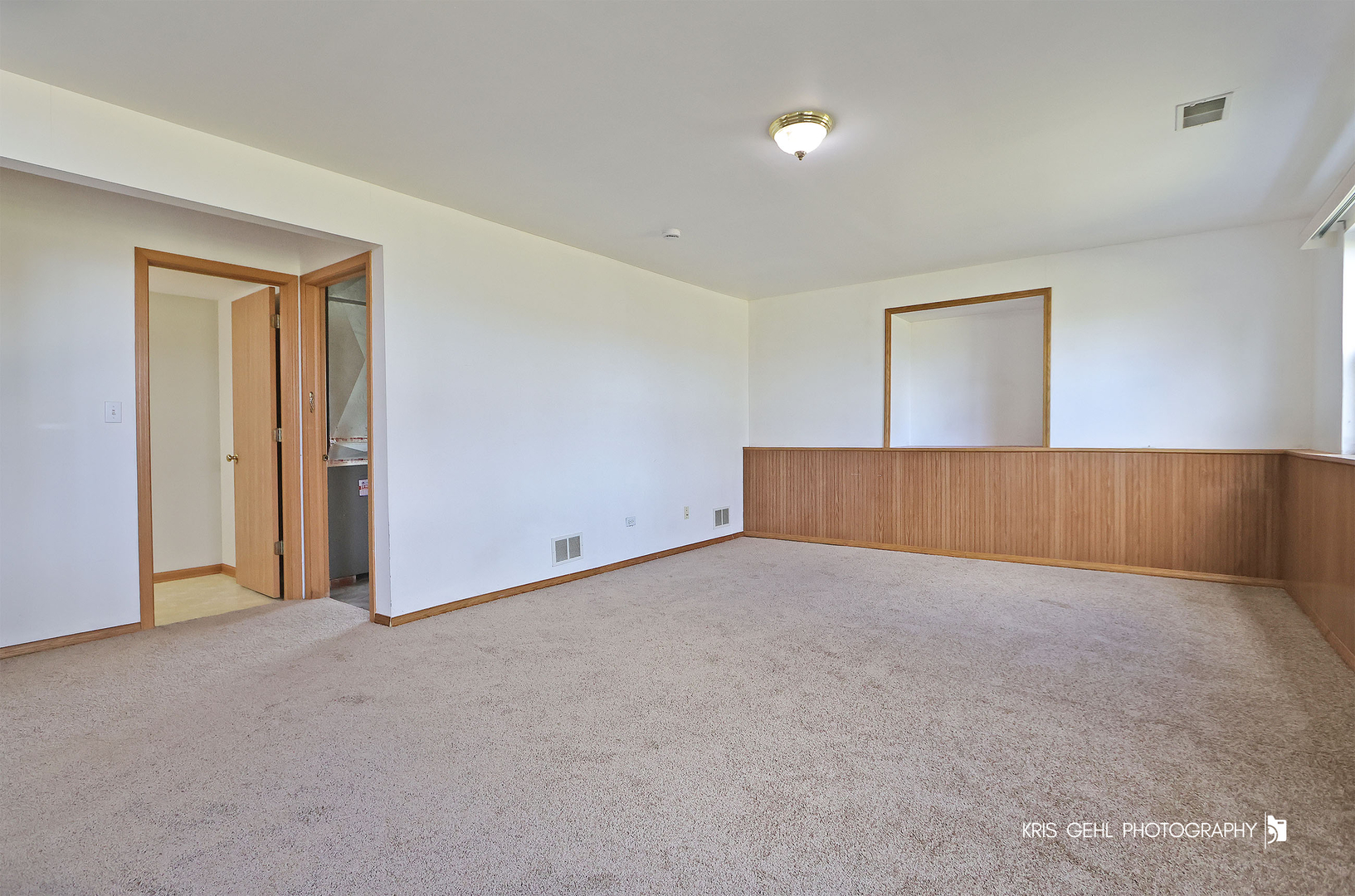 1038 Redondo Drive Romeoville, IL 60446 - Photo 11 of 23 a view of an empty room with wooden floor