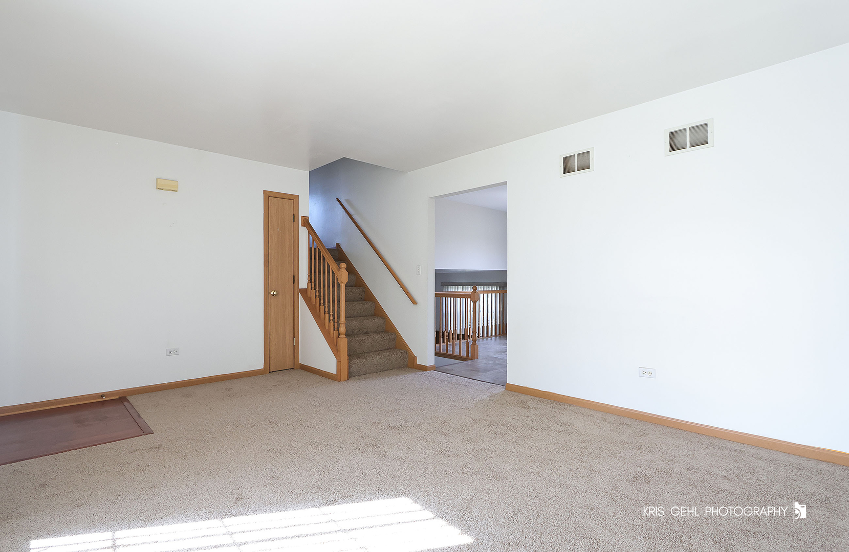 1038 Redondo Drive Romeoville, IL 60446 - Photo 4 of 23 a view of an empty room with stairs