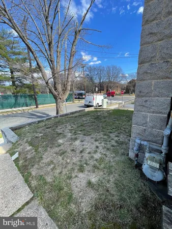 $295,000 | 3027 Yost Place Northeast, Washington, DC 20018