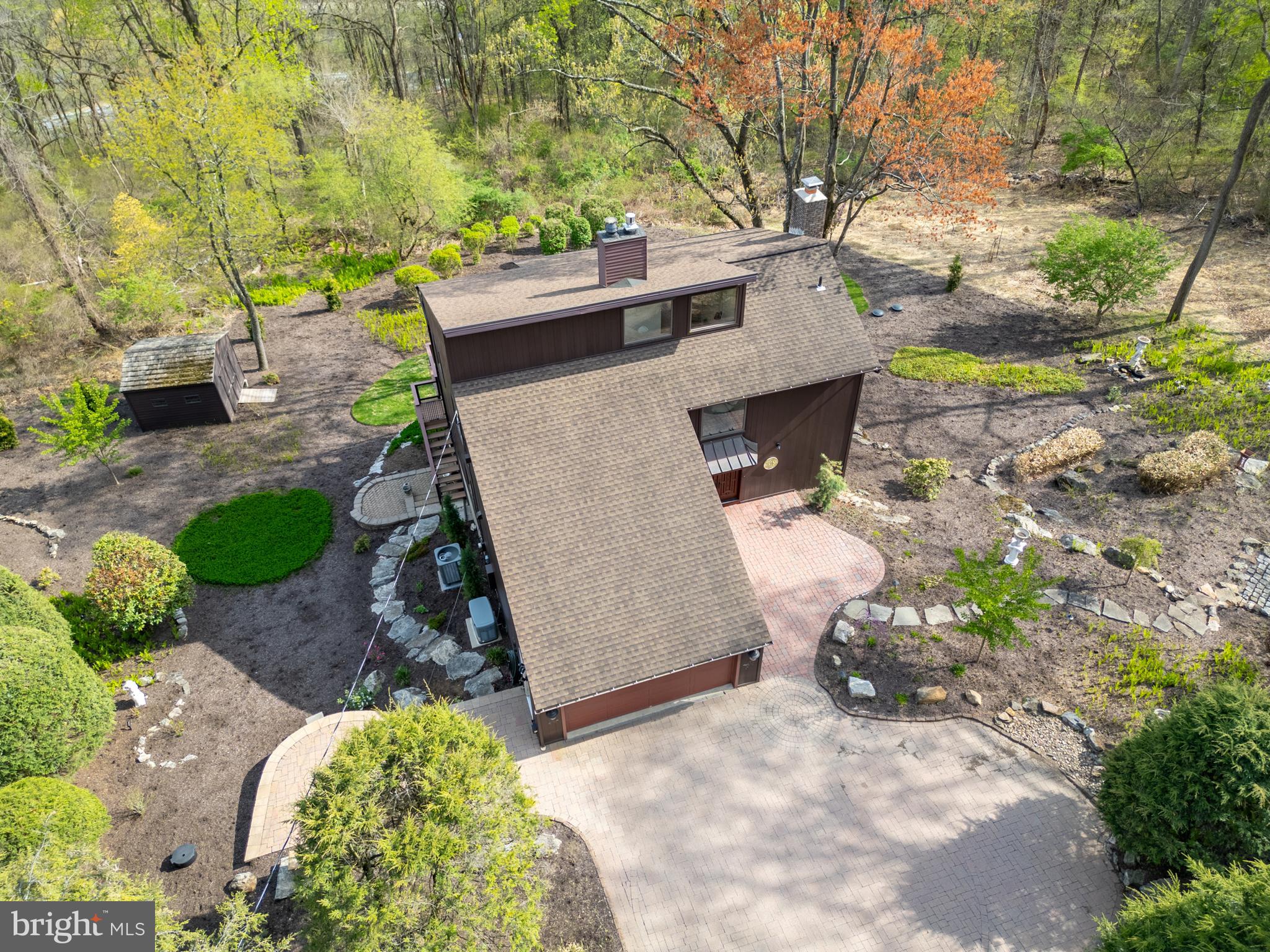 3446 Honeysuckle Road Bethlehem, PA 18015 - Photo 4 of 80