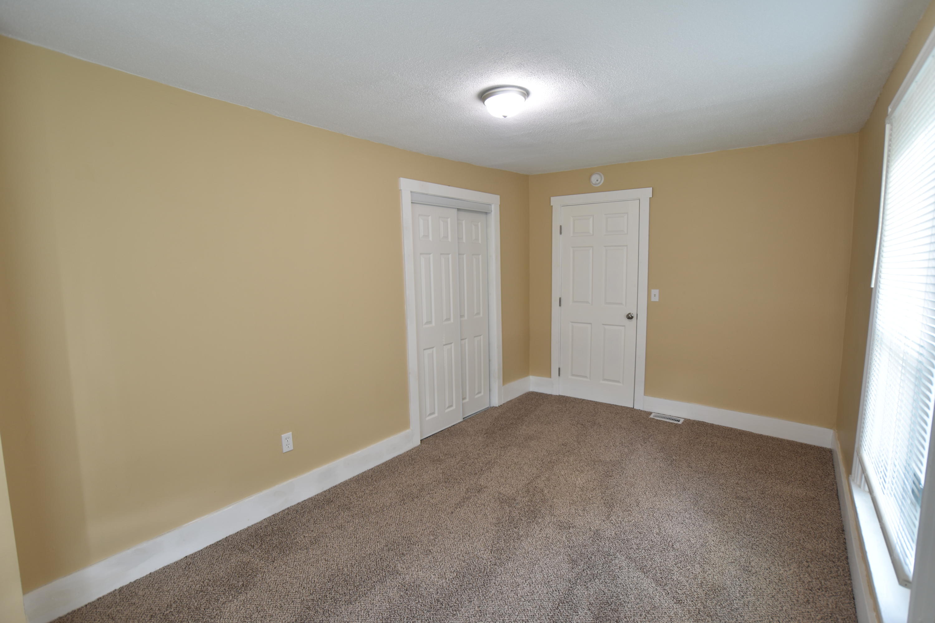 4655 East National Road Springfield, OH 45505 - Photo 10 of 32