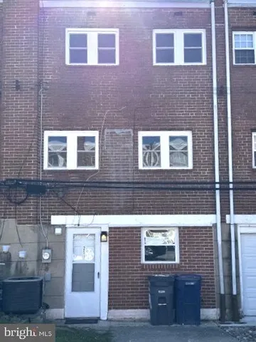 $2,500 | 251 Bannockburn Avenue, Ambler, PA 19002