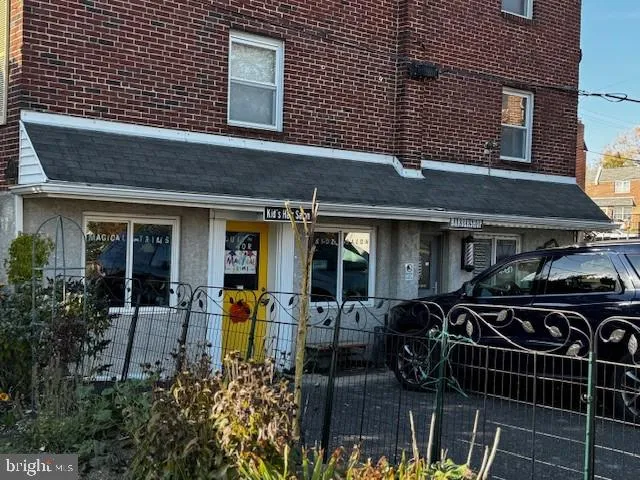 $2,500 | 251 Bannockburn Avenue, Ambler, PA 19002