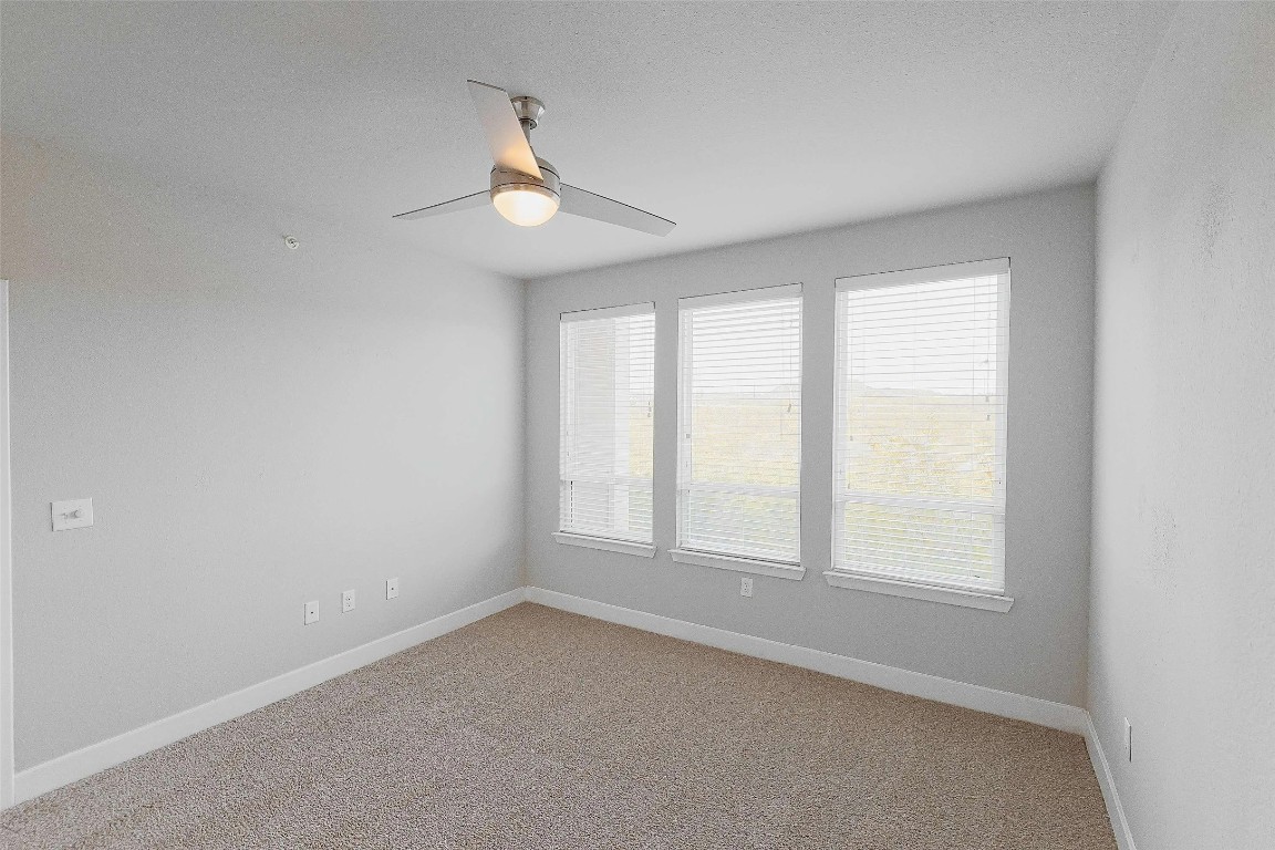 4800 Steiner Ranch Boulevard, Unit 11303 Austin, TX 78732 - Photo 18 of 23 Up to 8 weeks free rent plus reduced deposits!