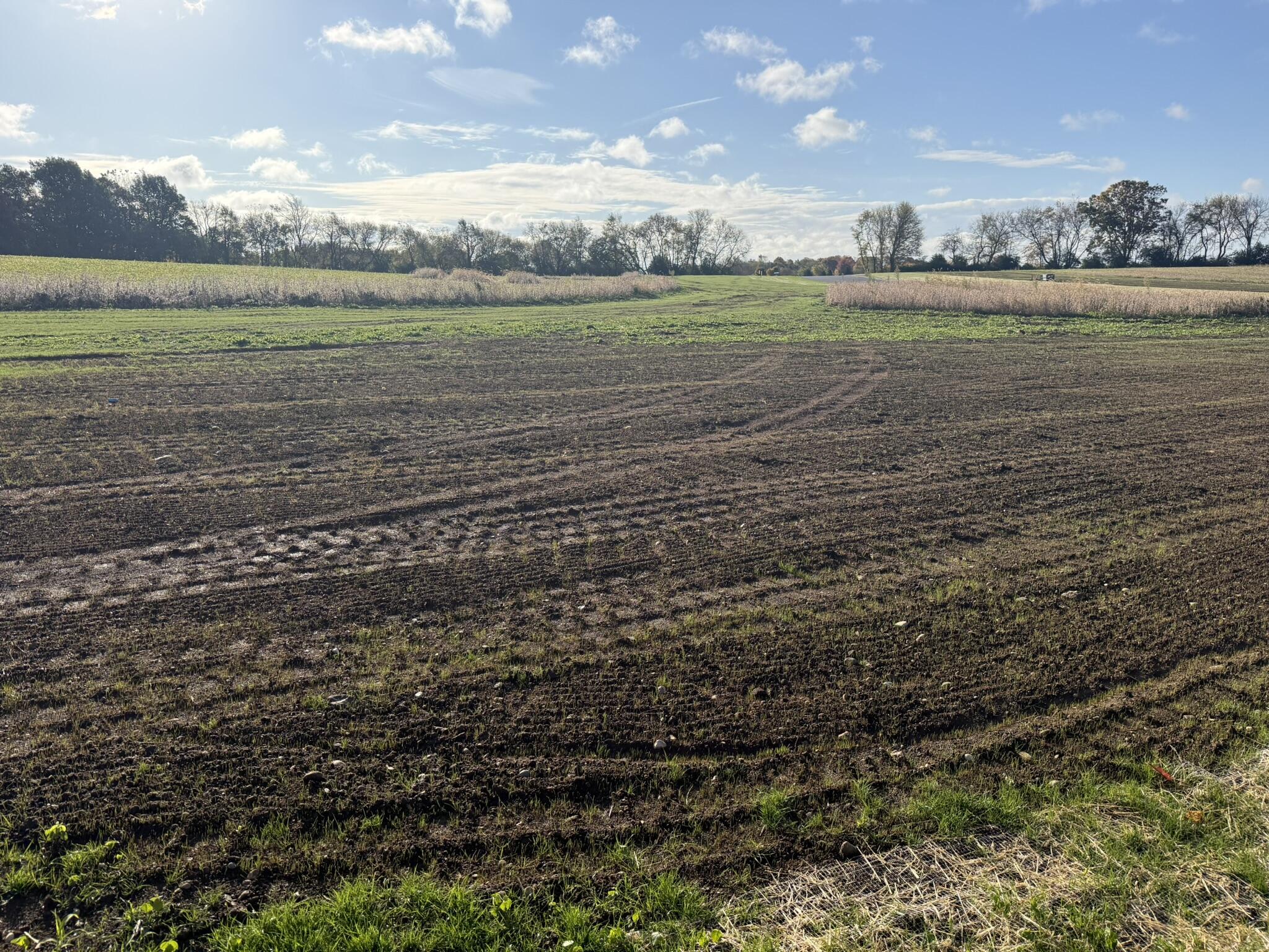 966 Highridge Court, Unit LT3 Hubertus, WI 53033 - Photo 3 of 3 3(2)