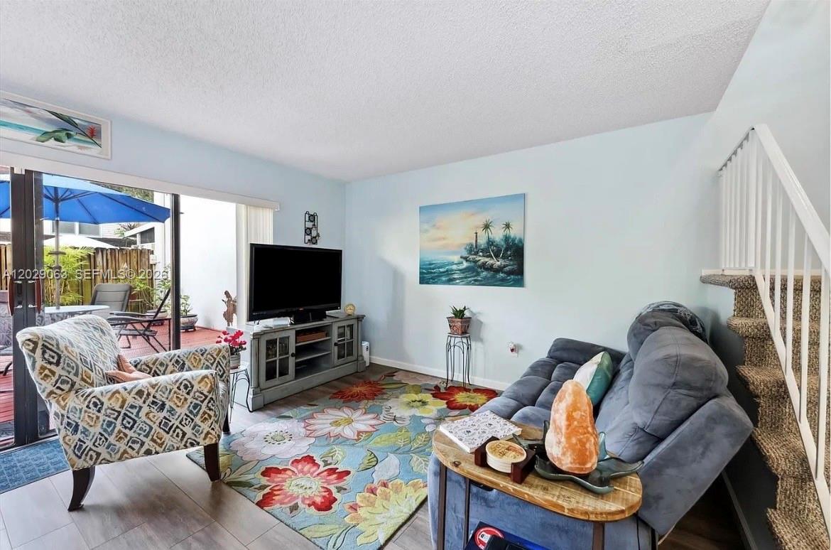 3300 Atlanta Street, Unit 15B Hollywood, FL 33021 - Photo 3 of 18