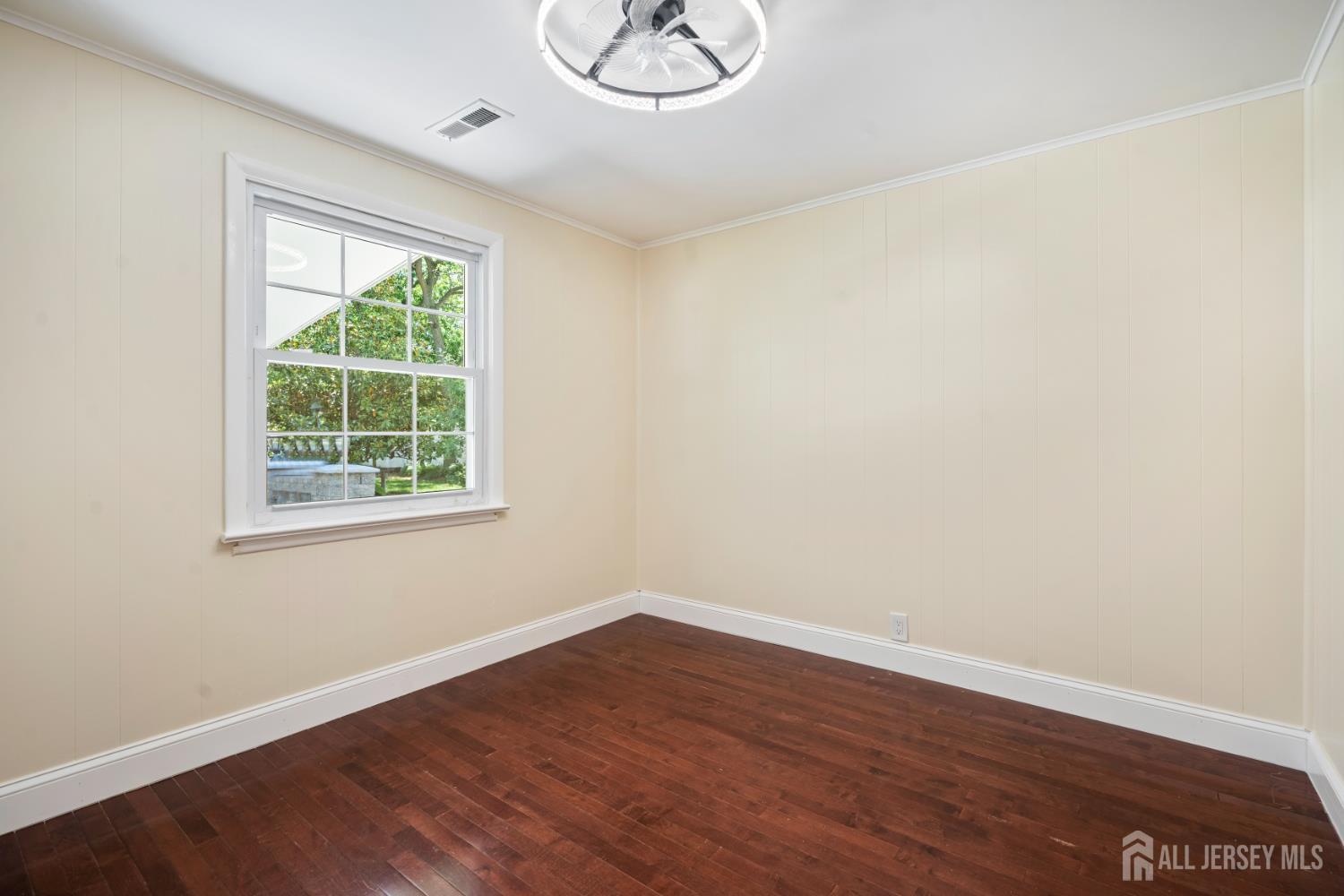 55 Ferris Road Edison, NJ 08817 - Photo 23 of 43
