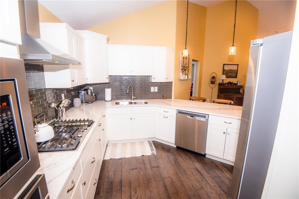 391 Saddlebrook Road Gibsonia, PA 15044 - Photo 11 of 24 Gallery Image 11
