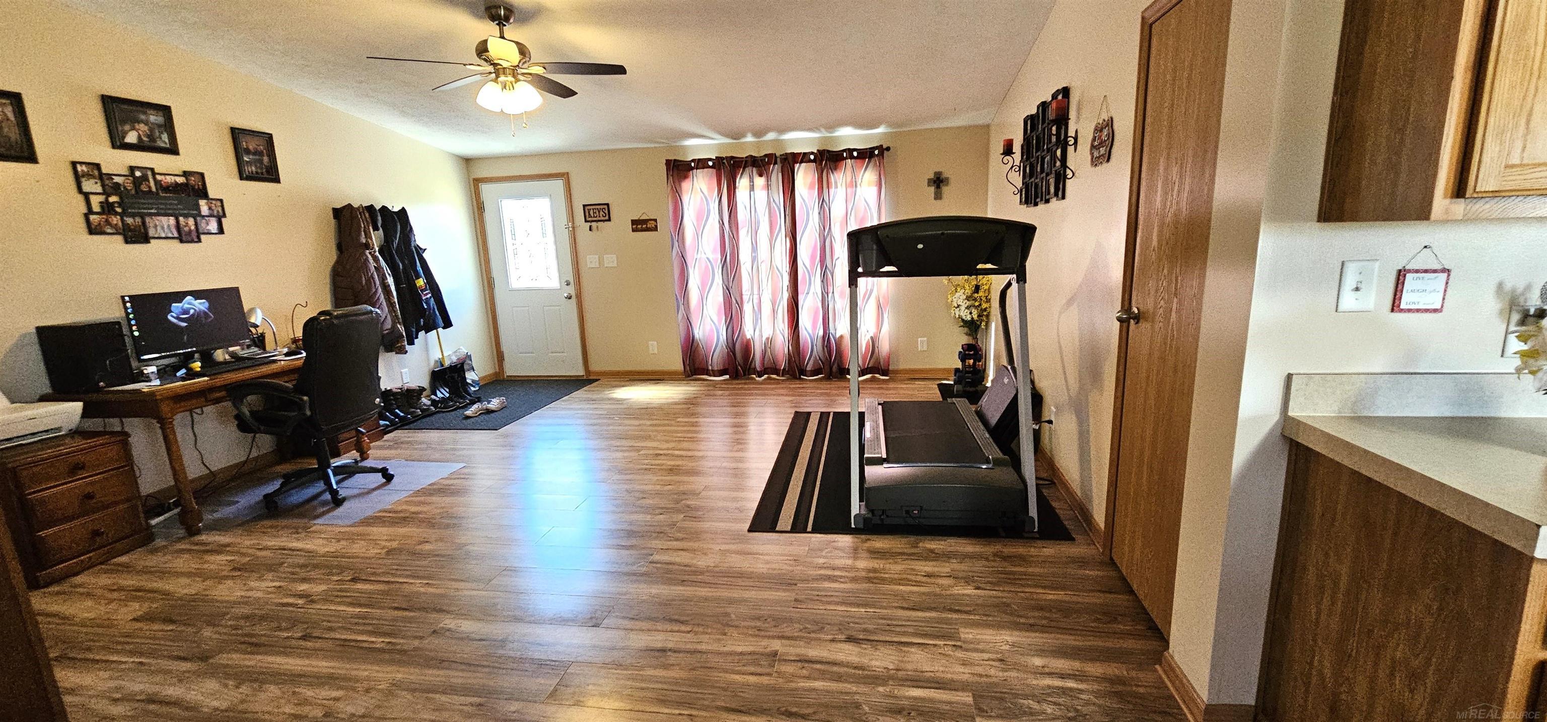 1796 North Van Dyke Road Decker, MI 48426 - Photo 11 of 32 50135585-f3427e89-e57a-47d6-87b2-54300444feb1.JPG