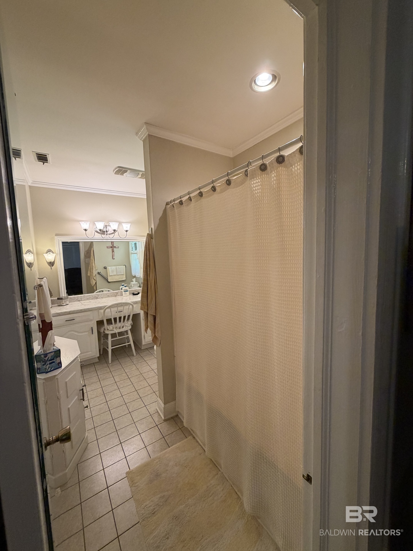 35 Walnut Street Monroeville, AL 36460 - Photo 10 of 27 Master Bath