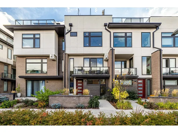 $969,000 | 6820 East Lowry Boulevard, Denver, CO 80230