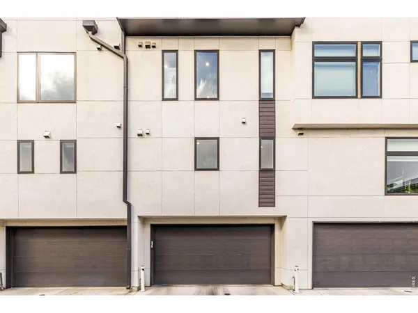 $969,000 | 6820 East Lowry Boulevard, Denver, CO 80230