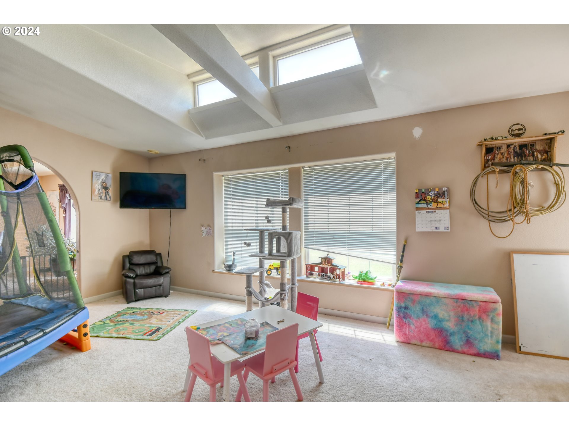 29477 Knight Road Hermiston, OR 97838 - Photo 5 of 30 Gallery Image 5