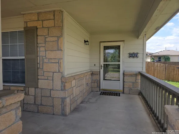 a view of a garage