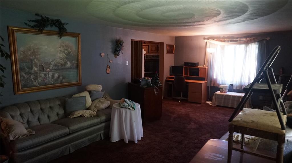322 Freeport Road Butler, PA 16002 - Photo 4 of 16
