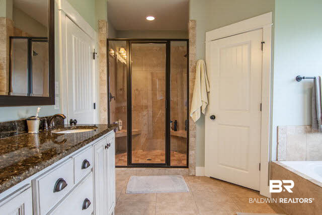 11621 Lodgepole Court Daphne, AL 36527 - Photo 18 of 29 Master Bath
