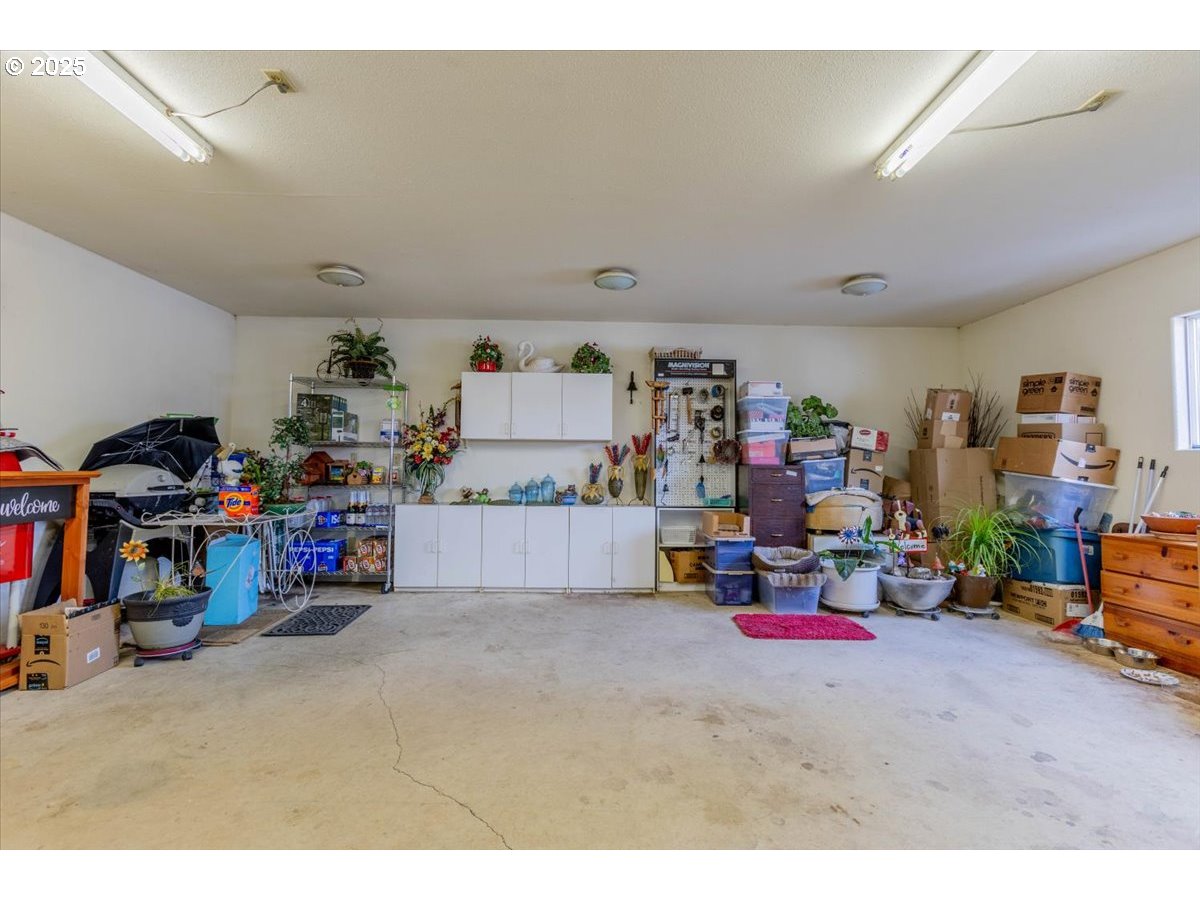 27638 Riggs Hill Road Foster, OR 97345 - Photo 30 of 33 Gallery Image 30
