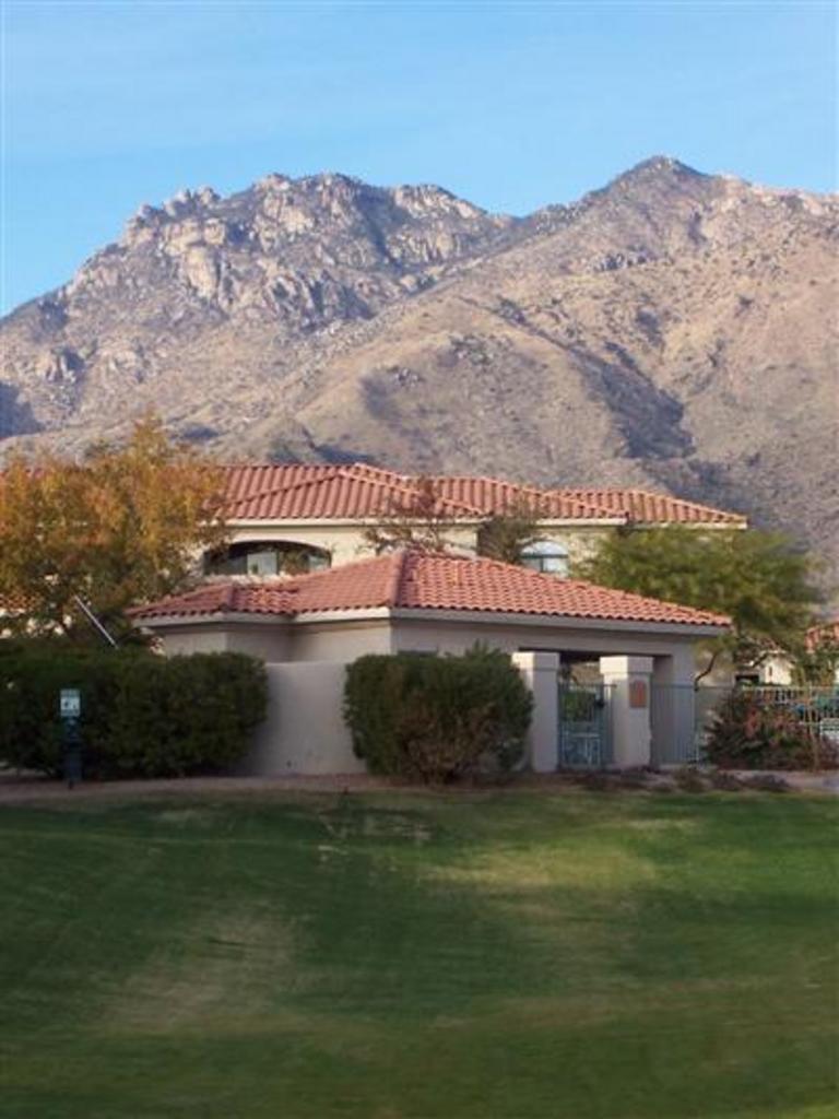 5751 North Kolb Road, Unit A 21105 Tucson, AZ 85750 - Photo 2 of 2