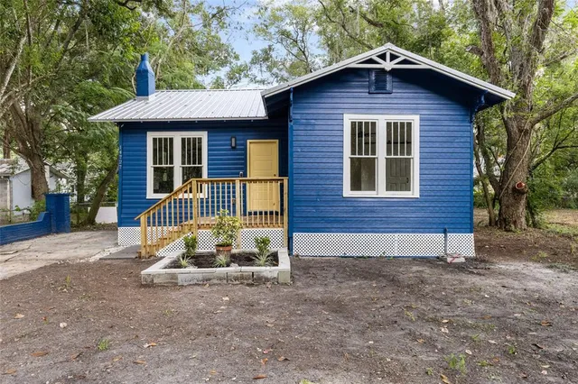 $189,900 | 14727 Northeast 142nd Street, Waldo, FL 32694