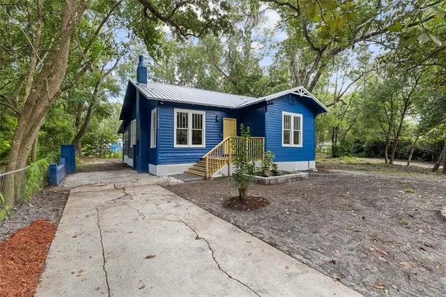 $189,900 | 14727 Northeast 142nd Street, Waldo, FL 32694