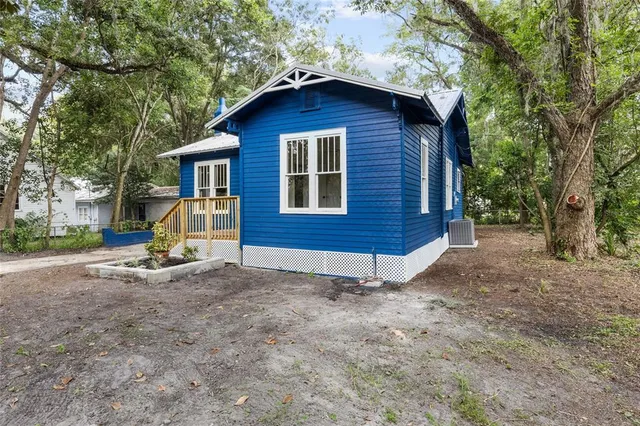 $189,900 | 14727 Northeast 142nd Street, Waldo, FL 32694