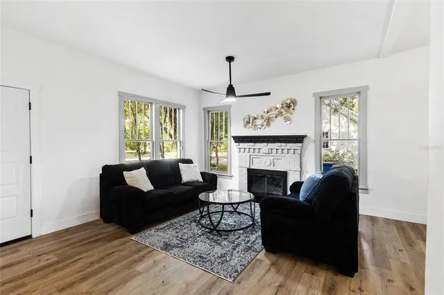 $189,900 | 14727 Northeast 142nd Street, Waldo, FL 32694