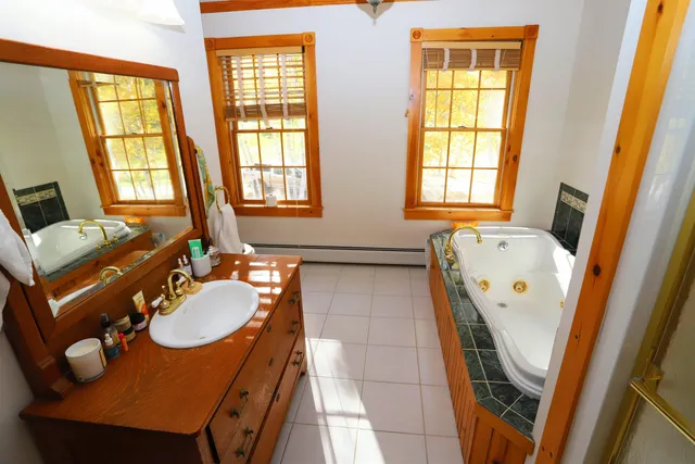 $550,000 | 36 Tomahawk Path, Derby, VT 05855