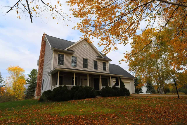 $550,000 | 36 Tomahawk Path, Derby, VT 05855