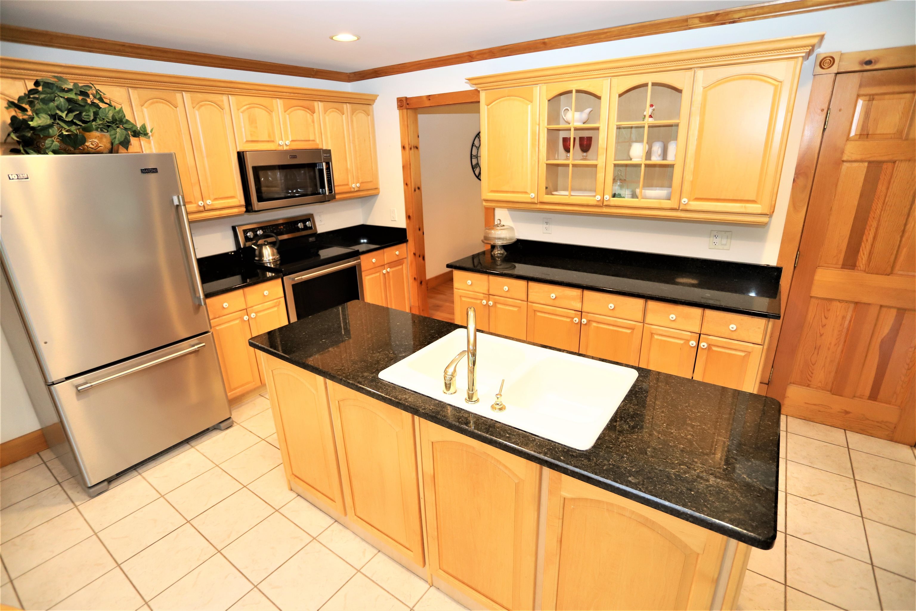 36 Tomahawk Path Derby, VT 05855 - Photo 7 of 48