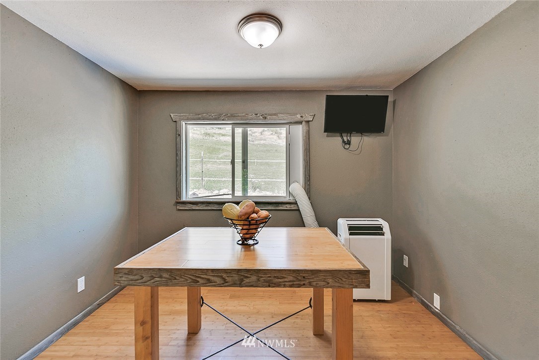 2430 Halvorson Canyon Road Wenatchee, WA 98801 - Photo 10 of 40 Gallery Image 10