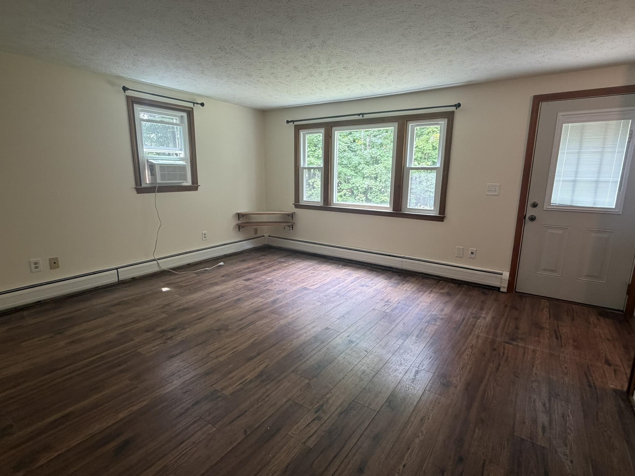26 Twist Hill Road, Unit D Dunbarton, NH 03046 - Photo 3 of 17