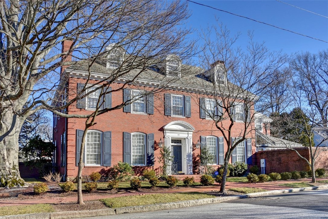45 Balton Road Providence, RI 02906 - Photo 1 of 40 Gallery Image 1