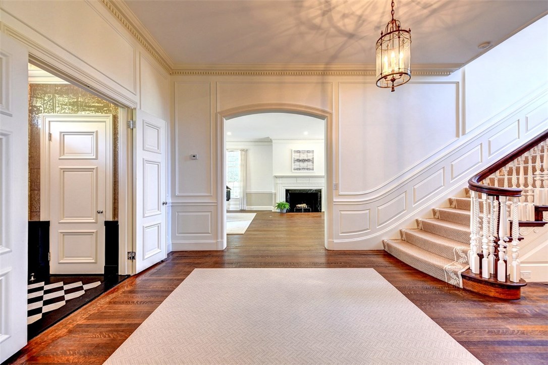 45 Balton Road Providence, RI 02906 - Photo 6 of 40 Gallery Image 6