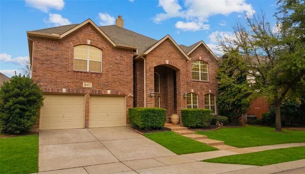 $670,000 | 841 Carolina Way, Lantana, TX 76226