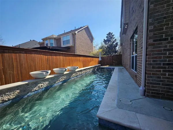 $670,000 | 841 Carolina Way, Lantana, TX 76226