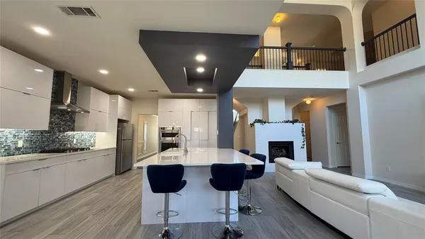 $670,000 | 841 Carolina Way, Lantana, TX 76226